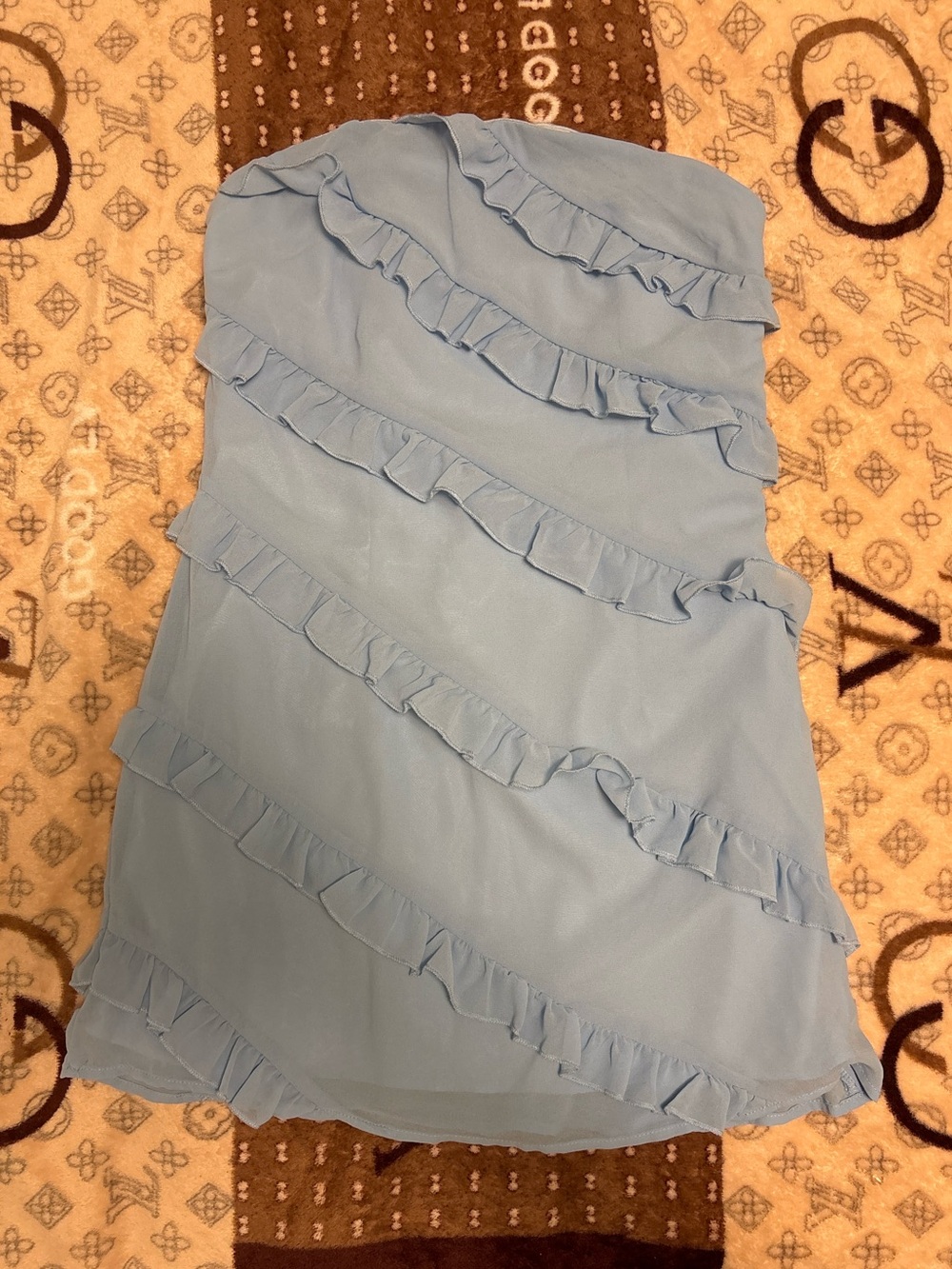 Blue ruffle strapless dress